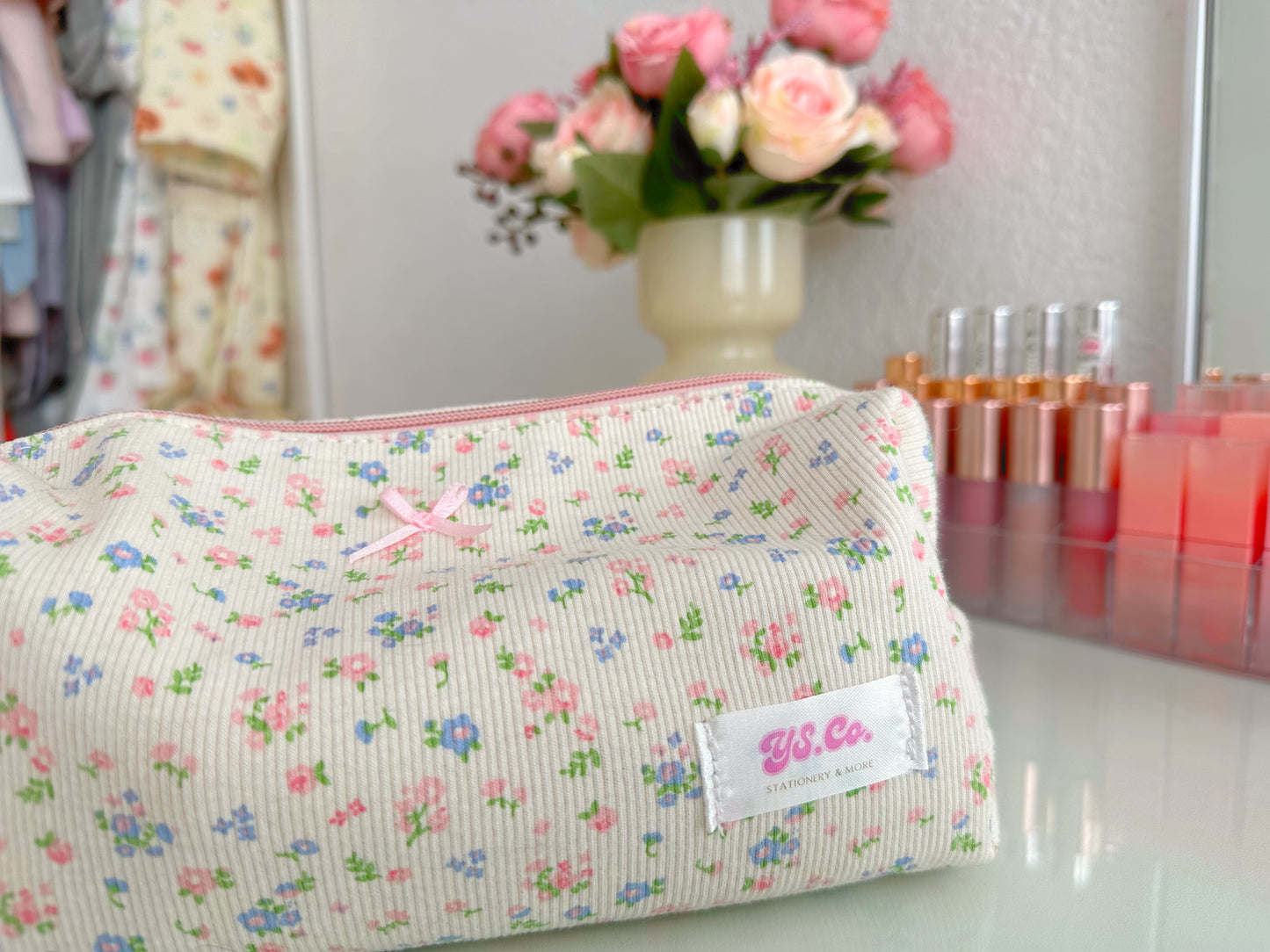 Flower Dreamland Pouch